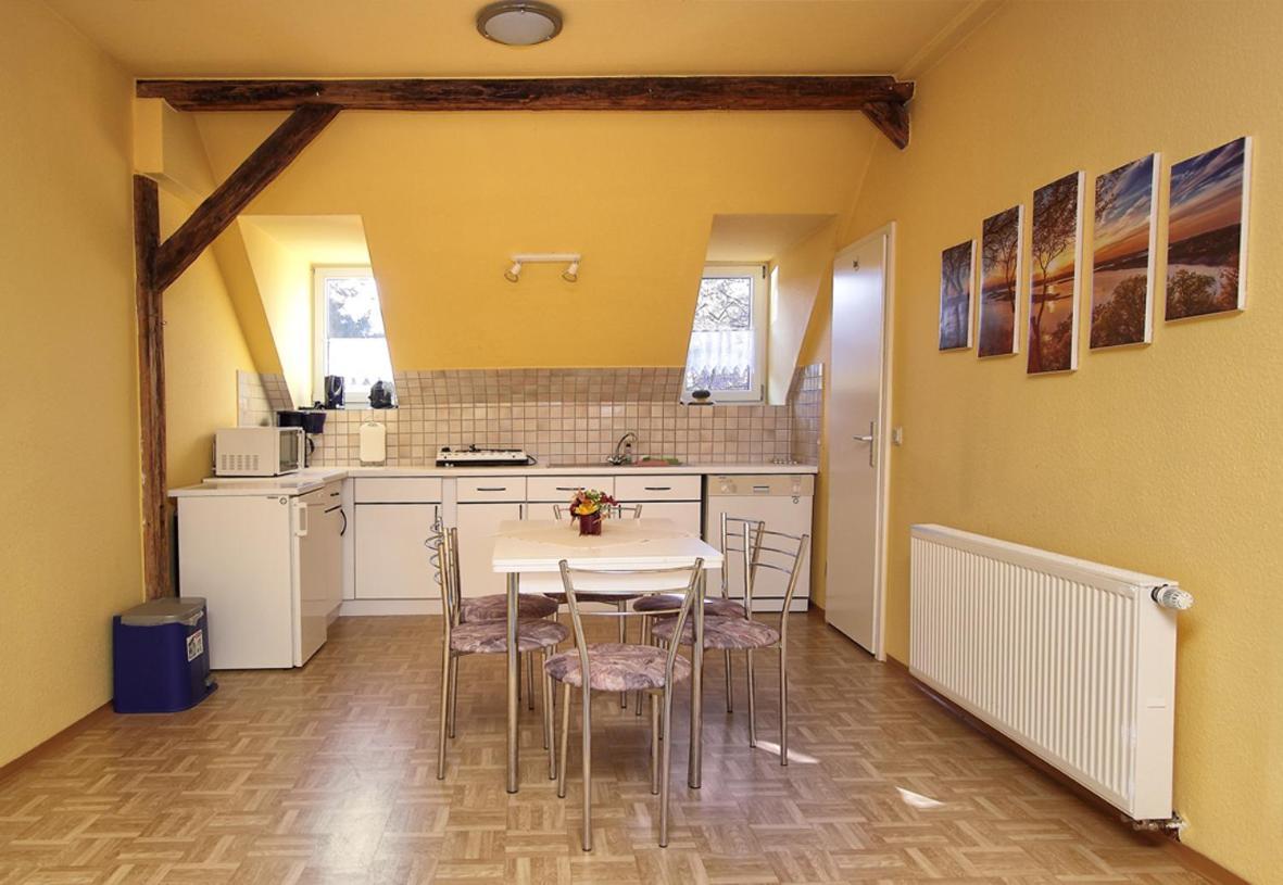 Gaststaette Und Pension Felsenthal Tabarz Habitación foto
